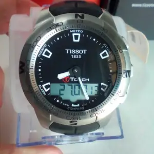 Tissot Tissot T-Touch IInuevo caja y tarjeta de garantia