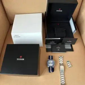 Tudor Tudor Heritage 70330B 42mm Stainless steel Blue