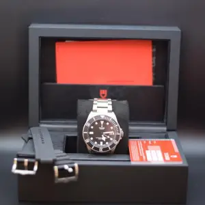 Tudor Tudor PelagosFull set extra rubber band 2015