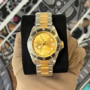 Tudor Tudor Black Bay M79733N-0004 41mm Stainless steel Champagne