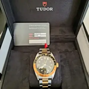 Tudor Tudor Black Bay GMT M79833MN 41mm Stainless steel Black