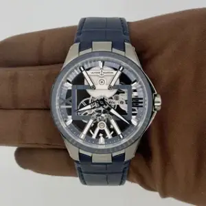 Ulysse Nardin Ulysse Nardin Executive 3713-260/03 42mm Titanium