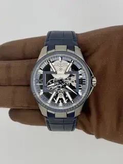 Ulysse Nardin Ulysse Nardin Executive 3713-260/03 42mm Titanium, Price & Market Data