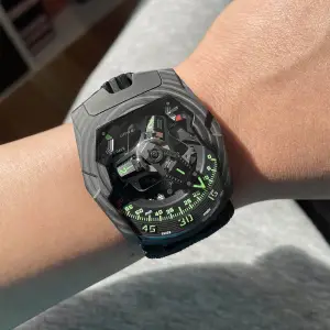 Urwerk UR-220 Falcon