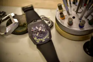 Urwerk UR 101