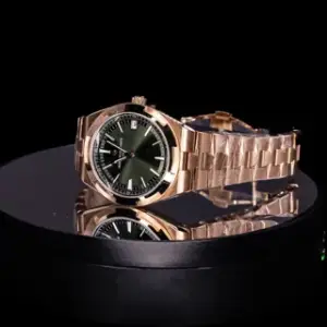 Vacheron Constantin Vacheron Constantin Overseas 4520V/210R-B967 41mm Rose gold Green