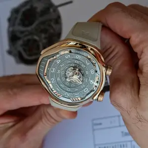 Vanguart Black Hole Tourbillon Rose Gold