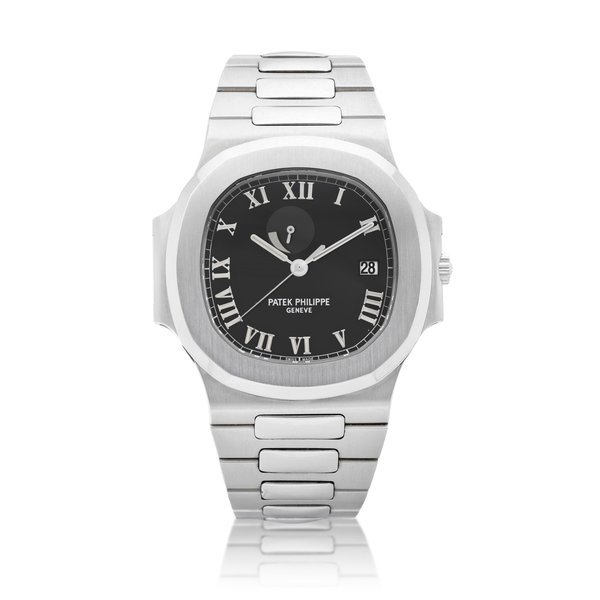 Patek Philippe Nautilus, Reference 3710 | A stainless steel bracelet watch with date and power reserve indication, Circa 2003 | 百達翡麗 Nautilus 型號3710 | 精鋼鏈帶腕錶，備日期及動力儲備顯示，約2003年製 · 3710