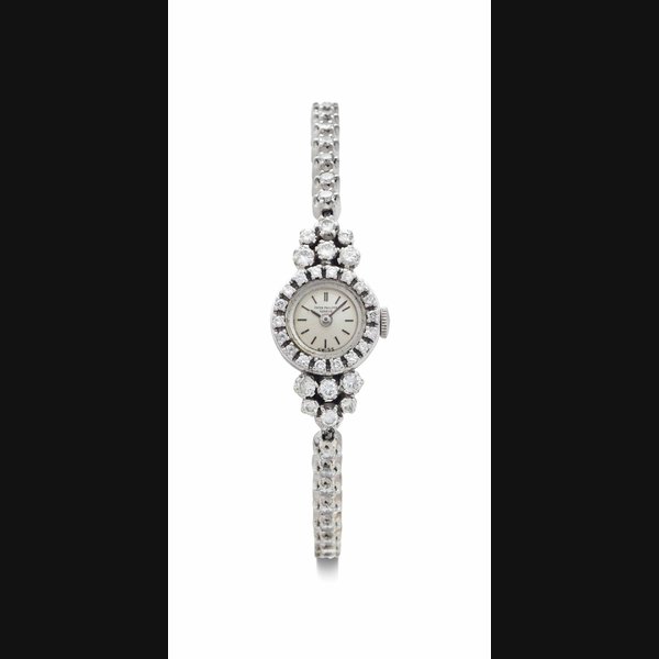 Patek Philippe. A Lady's Platinum and Diamond-set Bracelet Watch SIGNED PATEK PHILIPPE, REF. 3267/12, MOVEMENT NO. 980'487, CASE NO. 2'614'824, MANUFACTURED IN 1960