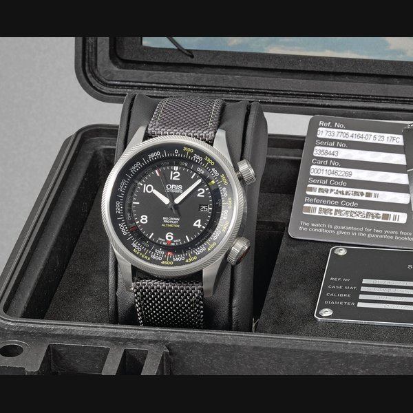 ORIS. A STAINLESS STEEL AUTOMATIC WRISTWATCH WITH DATE, ALTIMETER, ORIGINAL GUARANTEE AND BOX SIGNED ORIS, BIG CROWN, PROPILOT, ALTIMETER, REF. 01 733 7705 4164-07 5 23, CASE NO. 3’358’443, CIRCA 2014