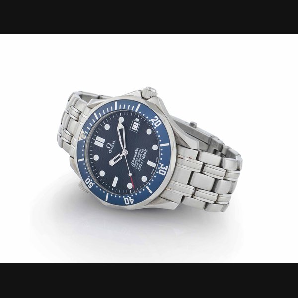 Omega. A Rare Stainless Steel Automatic Wristwatch with Date and Bracelet SIGNED OMEGA, SEAMASTER, PROFESSIONAL CHRONOMETER, 300M/1000FT, CIRCA 1998