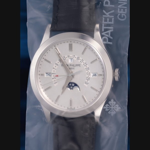 Patek Philippe Patek Philippe Ref. 5496P-001