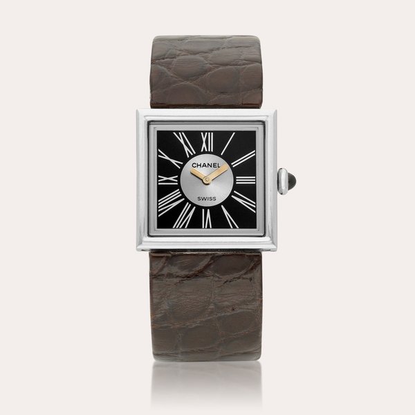 Chanel Mademoiselle 1989, Reference 483 02 4060 | A platinum wristwatch, Circa 1992 | 香奈兒 | Mademoiselle 1989 型號483 02 4060 | 鉑金腕錶，約1992年製 · 483