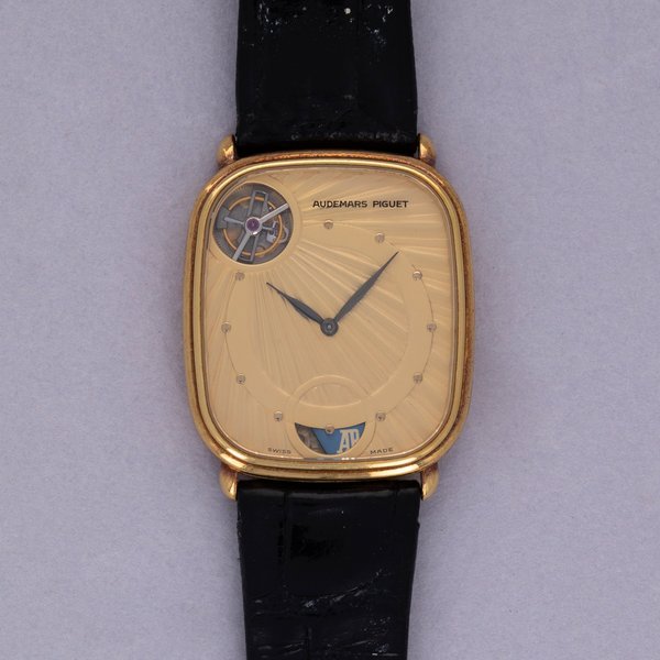 Audemars Piguet Audemars Piguet Ultra-Thin 25643BA World's First Automatic Tourbillon 18k YG