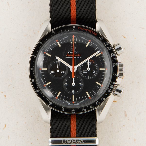 Omega Omega Speedmaster Speedy Tuesday Ultraman 311.12.42.30.01.001