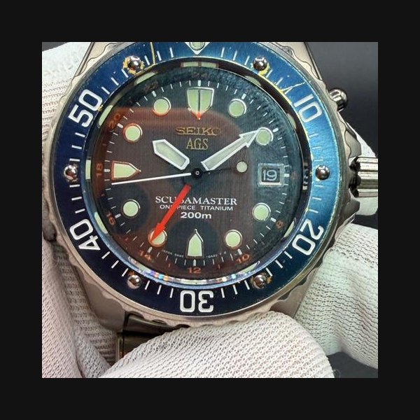 Seiko KineticScubaMaster Sting Ray Seiko SBCW003 5M45-6A30 Titanium AGS Kinetic Full Set