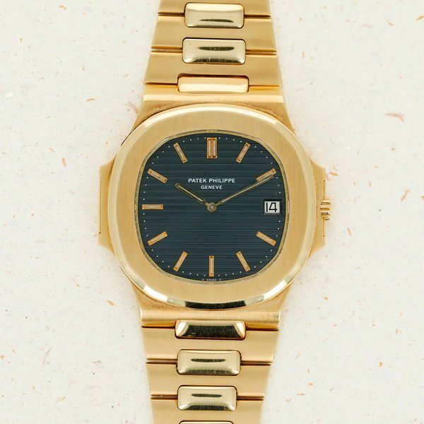 Patek Philippe Patek Philippe Jumbo Nautilus 3700/11J 18k YG