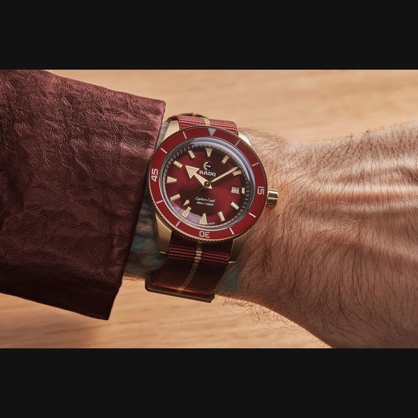Rado Captain Cook Automatic Bronze Burgundy #WatchFamforUkraine · N/A
