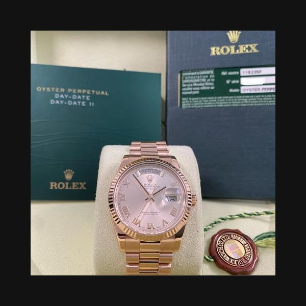 Rolex Day-DateEXCELLENT Condition 2012 Day-Date 36 President Rose Gold Pink Roman Dial 118235 FULL SET
