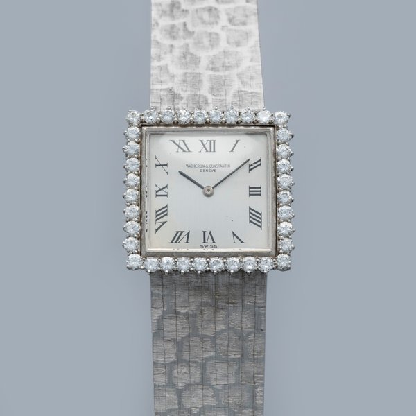 Vacheron Constantin Vacheron Constantin Ladies Integrated Bracelet 7150 Diamond Bezel with Textured Band 18k WG