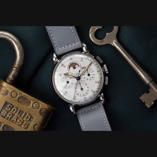 Universal Geneve Universal Geneve Tri-Compax