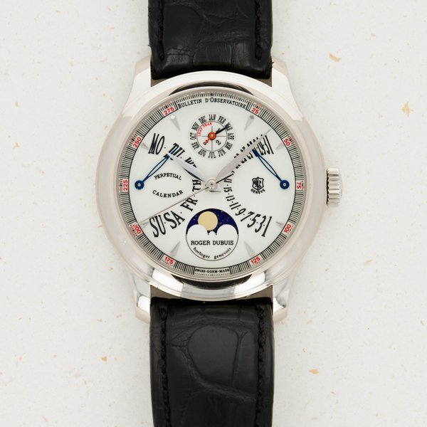 Roger Dubuis Roger Dubuis H37 Hommage Retrograde Perpetual · H37