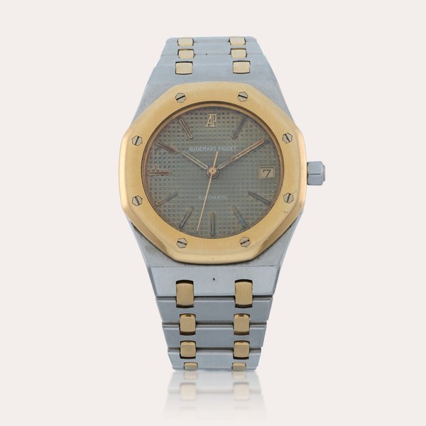 Audemars Piguet Royal Oak, Reference 14790SA | A stainless steel and yellow gold wristwatch with date and bracelet | Circa 1993 · 14790SA