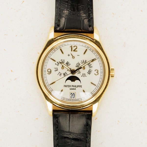 Patek Philippe Patek Philippe 5146 Annual Calendar 18k YG