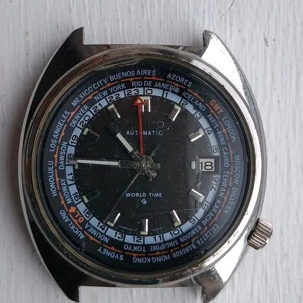 Seiko World Time
mens Seiko world time Ref. 6117-6400
