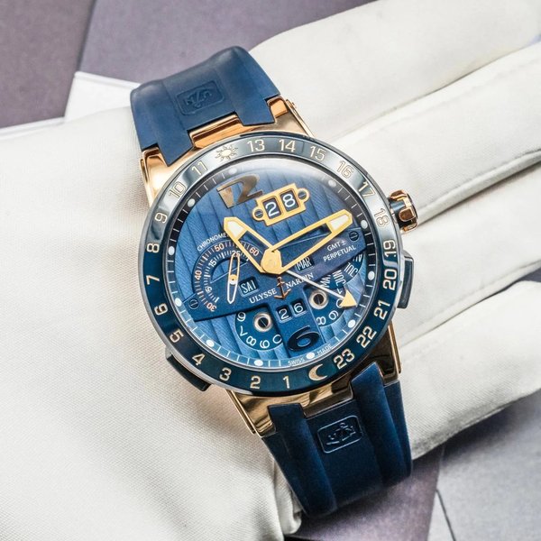 Ulysse Nardin El Toro GMT Perpetual Calendar 43 Two-Tone / Silvered / Arabic / Strap Ref. 326-00-3