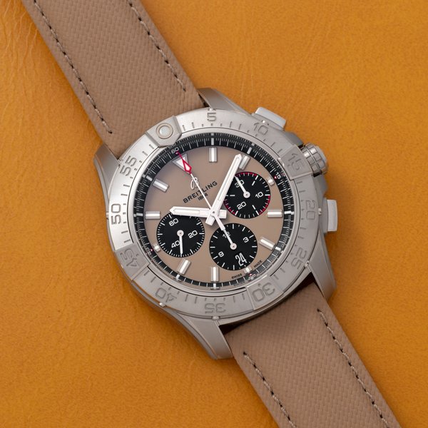 Breitling Avenger B01 Chronograph 44