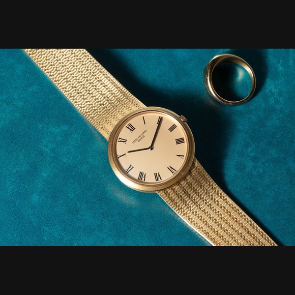 Patek Philippe Patek Philippe Calatrava, Price & Market Data