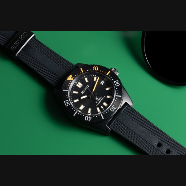 Seiko Prospex 1965 Mechanical Diver's Modern Re-Interpretation Black Series Limited Edition Ref. 6217-8000
