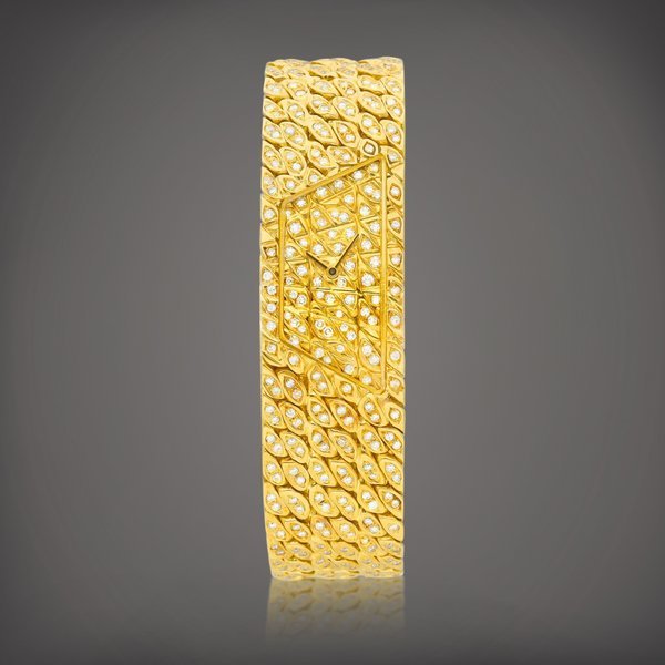 Vacheron Constantin Aton | A yellow gold and diamond-set bracelet watch, Circa 1990 | 江詩丹頓 | Aton | 黃金鑲鑽石鏈帶腕錶，約1990年製