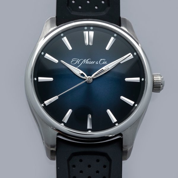 H. Moser & Cie H. Moser & Cie. Pioneer Centre Seconds 3200-1200 Midnight Blue Fume Dial 