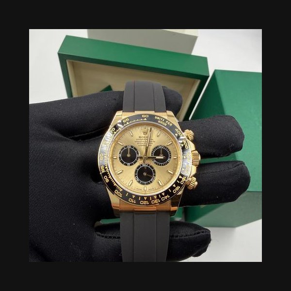 Rolex Rolex Daytona126518LN “Pikachu” Fresh Dated 07-2026