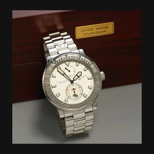 Ulysse Nardin Ulysse Nardin. A stainless steel diver’s bracelet watch with date and power reserve · 263-51-7