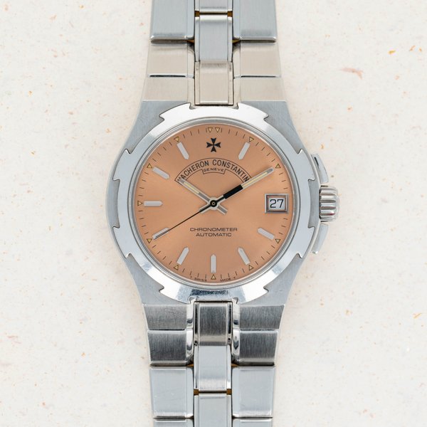 Vacheron Constantin Vacheron Constantin Overseas 42040-423A Salmon Dial · 42040