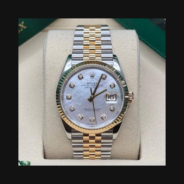 Rolex Rolex Datejust36 Mother of Pearl Two Tone Yellow Gold Fluted Bezel Jubilee Bracelet