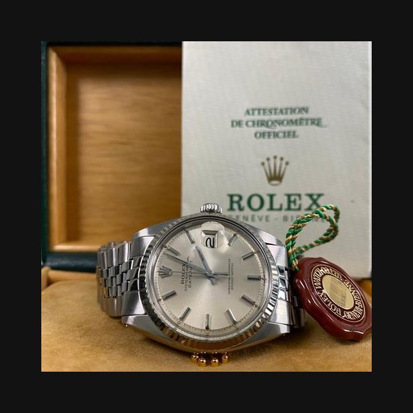 Rolex Rolex DatejustVery Good Conditin 1976 Datejust 36 Steel Jubilee Silver Index Dial 1601 FULL SET