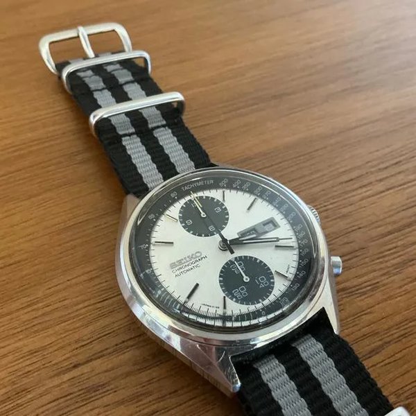 Seiko Chronograph
Panda Chronograph 6138-8020