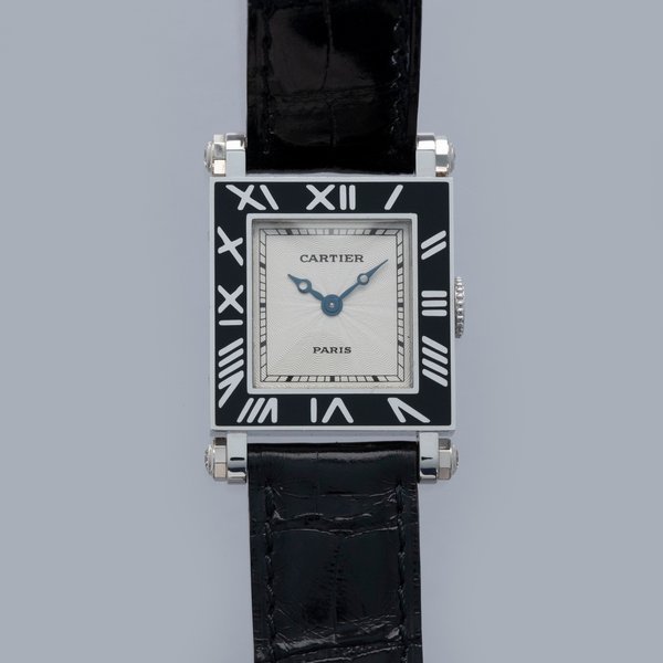 Cartier Cartier Rectangulaire A Pattes Vis Armurier 18k WG