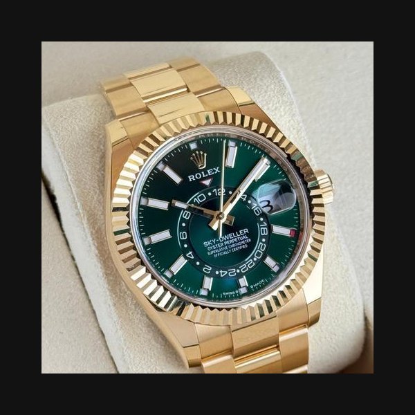 Rolex Rolex Sky-DwellerFull Set Box & Papers 336238 Green Dial