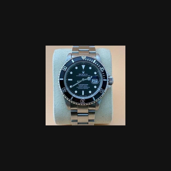 rolex Rolex Submariner DateTritium Dial - Strong Runner - 1984 - Clean - Extra link