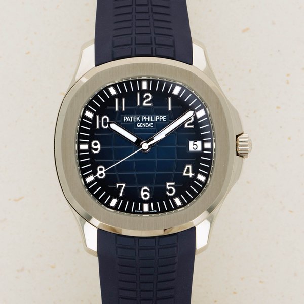 Patek Philippe Patek Philippe Jumbo Aquanaut 5168G-001 Blue Dial 18k WG