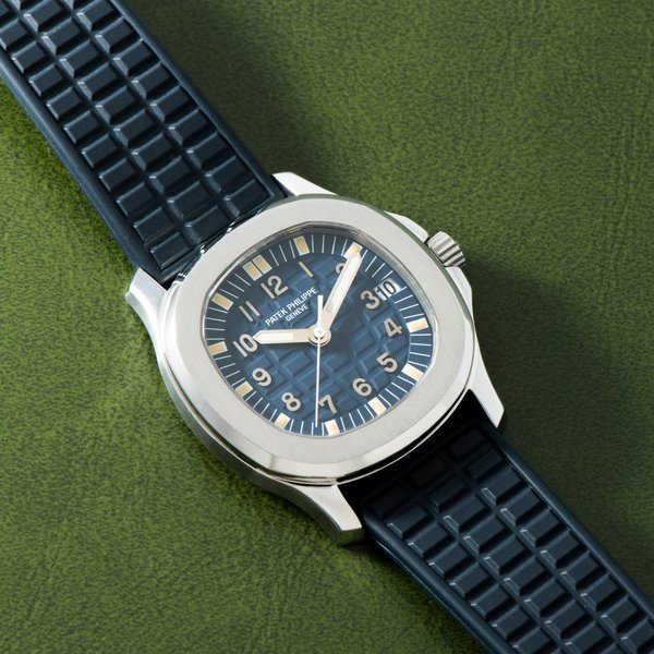 Patek Philippe Patek Philippe Aquanaut 'Japan Limited Edition'