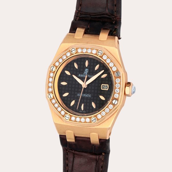 Audemars Piguet Lady Royal Oak, Reference 77321OR.ZZ.D080CA.01 | A pink gold and diamond-set wristwatch with date | Circa 2012 · 77321OR.ZZ.D080CA.01