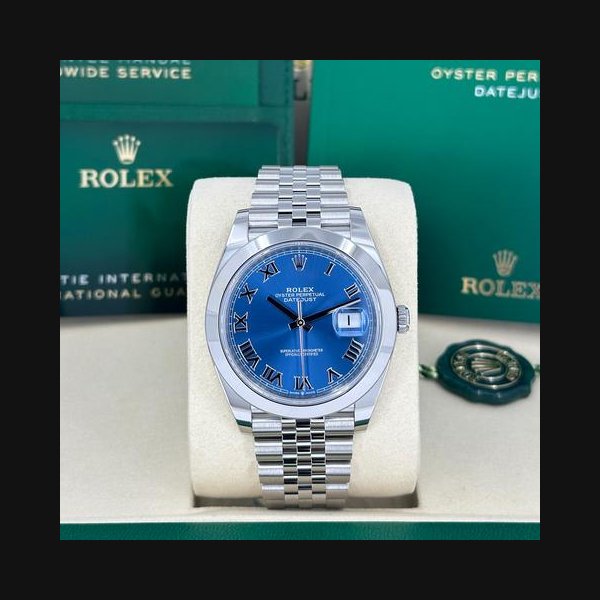 Rolex DatejustUnworn 2026 Datejust 41mm Blue Roman Jubilee 126300-0018 Complete