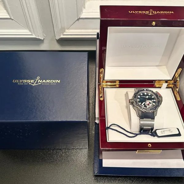 Ulysse Nardin Ulysse Nardin Hammerhead Shark Diver Deep Dive Hammerhead Shark with box; does need servicing