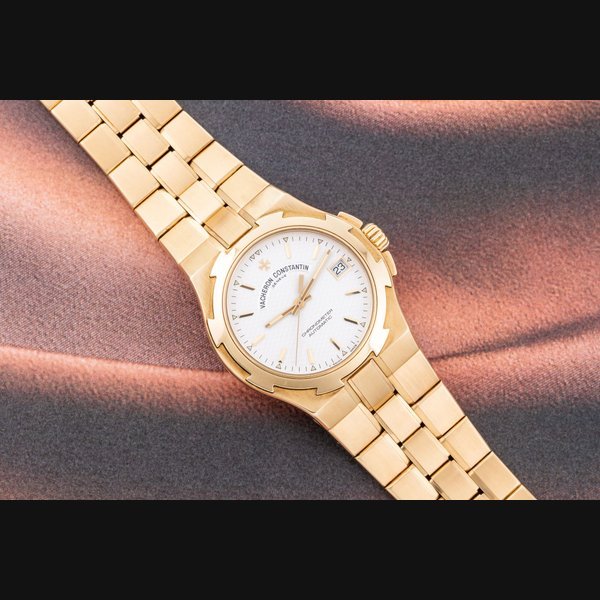 Vacheron Constantin Vacheron Constantin Overseas 18K